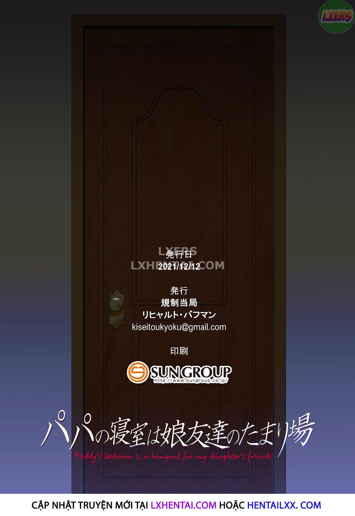 Hình ảnh 1649207195952_0 trong Daddy's Bedroom Is A Hangout For His Daughter's Friends - One Shot - Hentaimanhwa.net