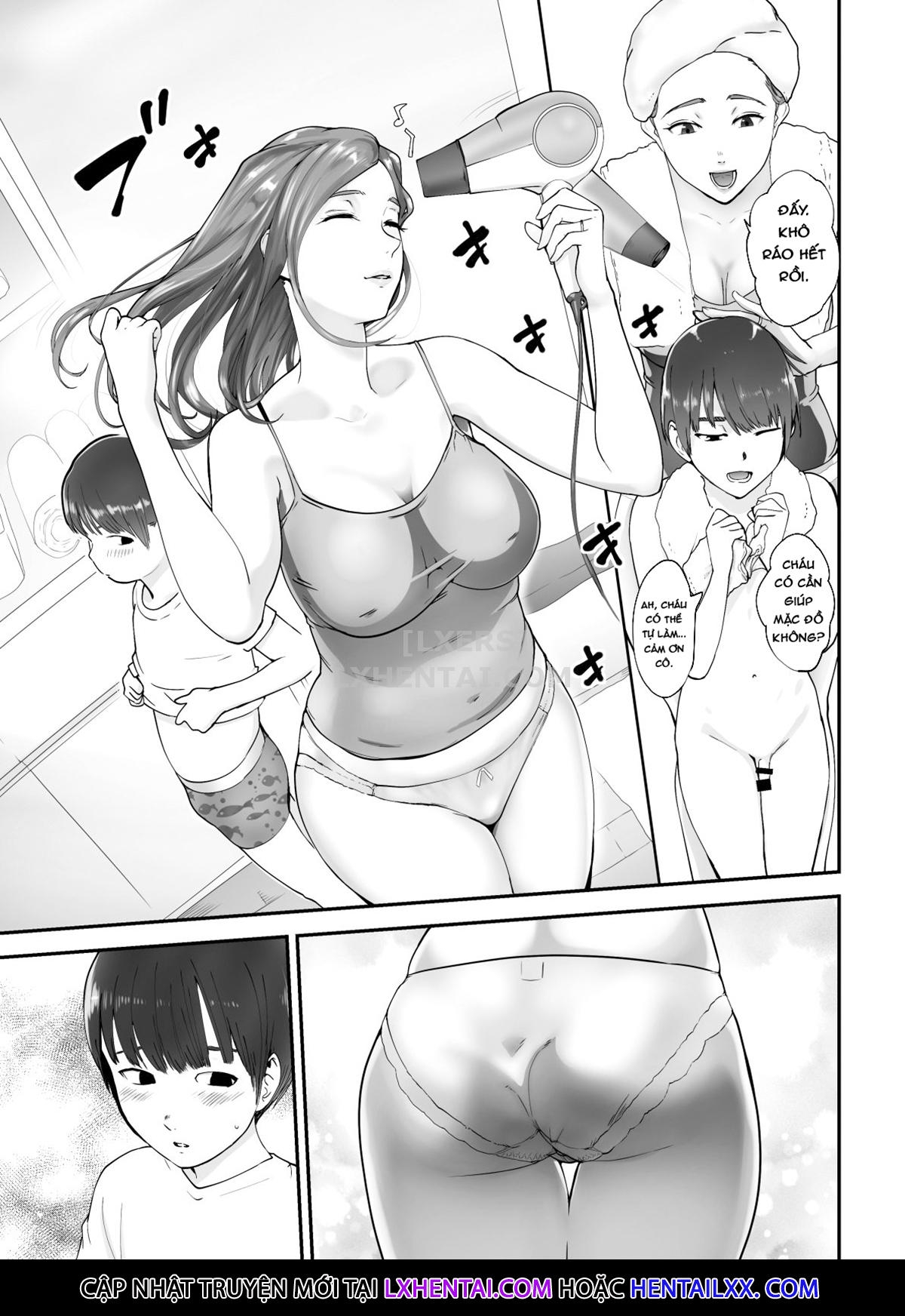 Xem ảnh 1618249308715_0 trong truyện hentai My Childhood Friend Is Doing It With My Mom - Chapter 1 - truyenhentai18.pro